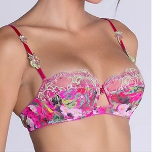 NWT Lise Charmel envolée de fleurs fuchsia embroidered bra